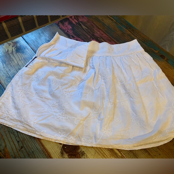 Embroidered Cotton Skirt - Picture 2 of 10